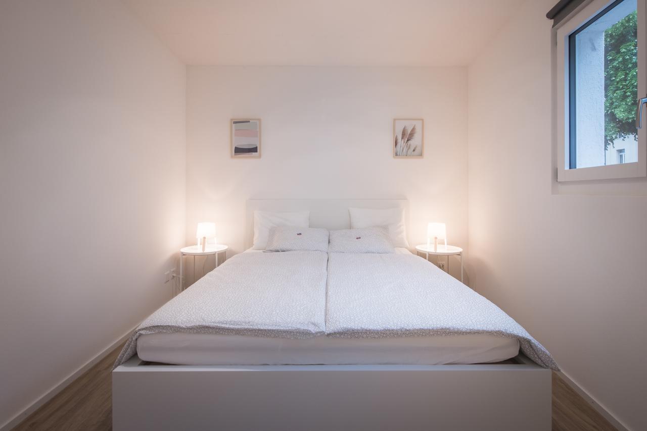 City Center Apartment - אינטרלאקן מראה חיצוני תמונה